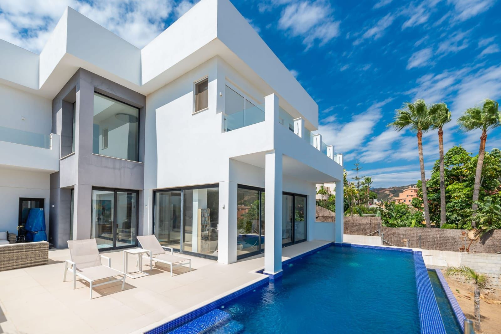 Villa for sale in Marbella - East 15