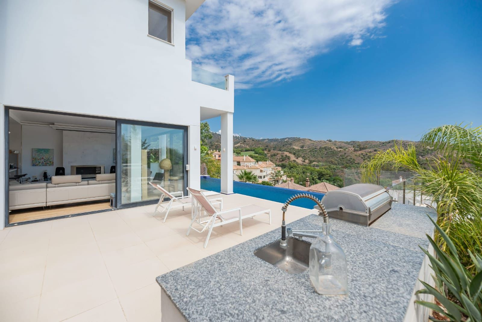 Villa for sale in Marbella - East 4