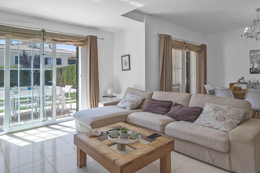 Adosada en venta en Mallorca South 3