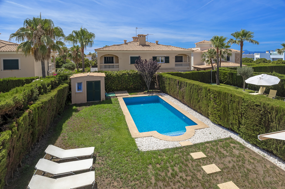 Adosada en venta en Mallorca South 17