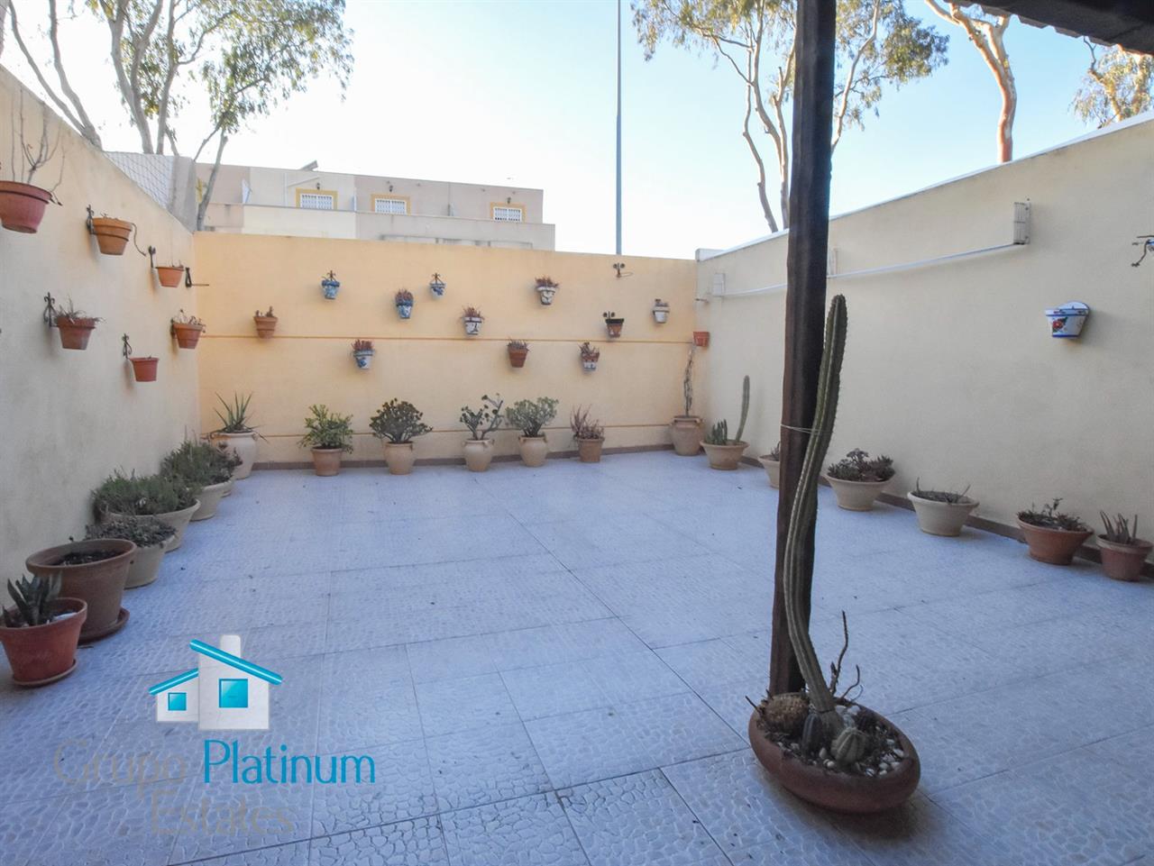 Townhouse for sale in Águilas 16