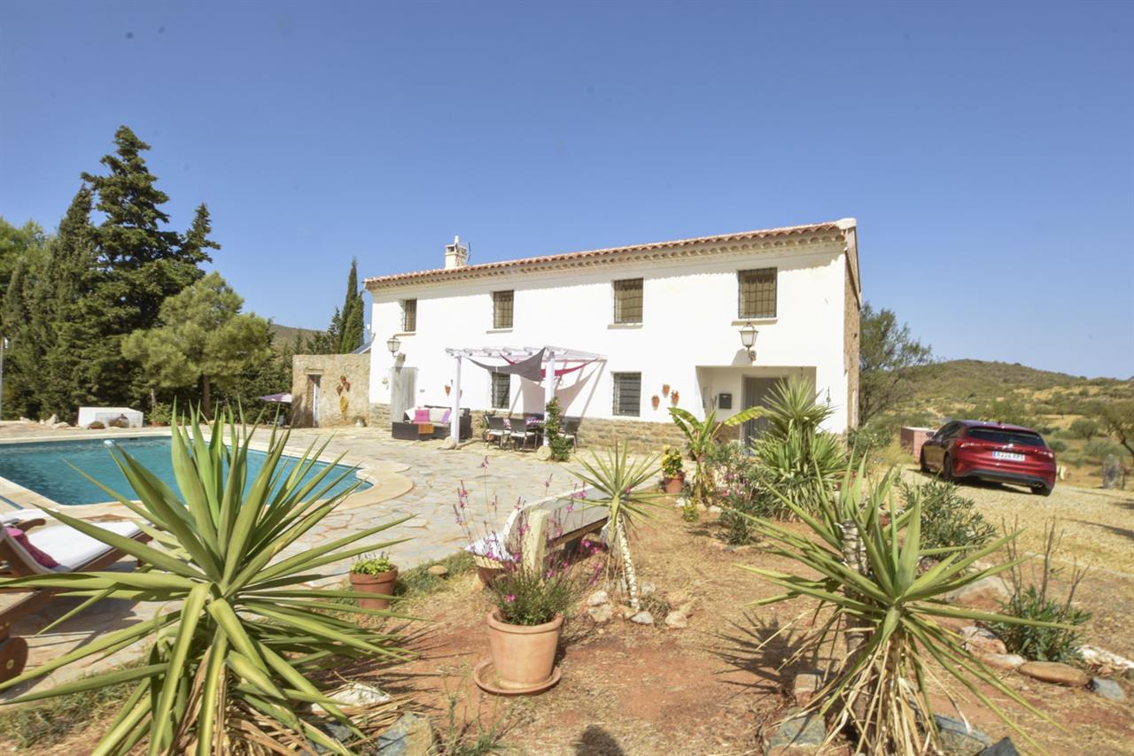 Property Image 621732-lubrin-villa-5-3