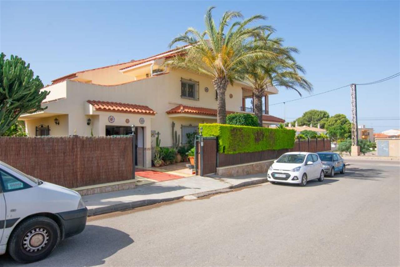 Villa for sale in Águilas 18