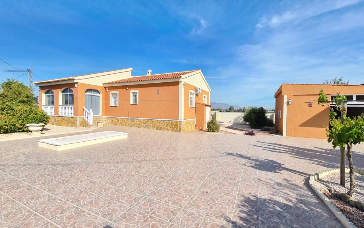 Villa till salu i Alicante 5