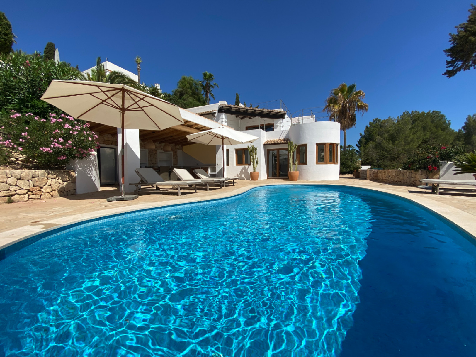 Villa for sale in Ibiza 1