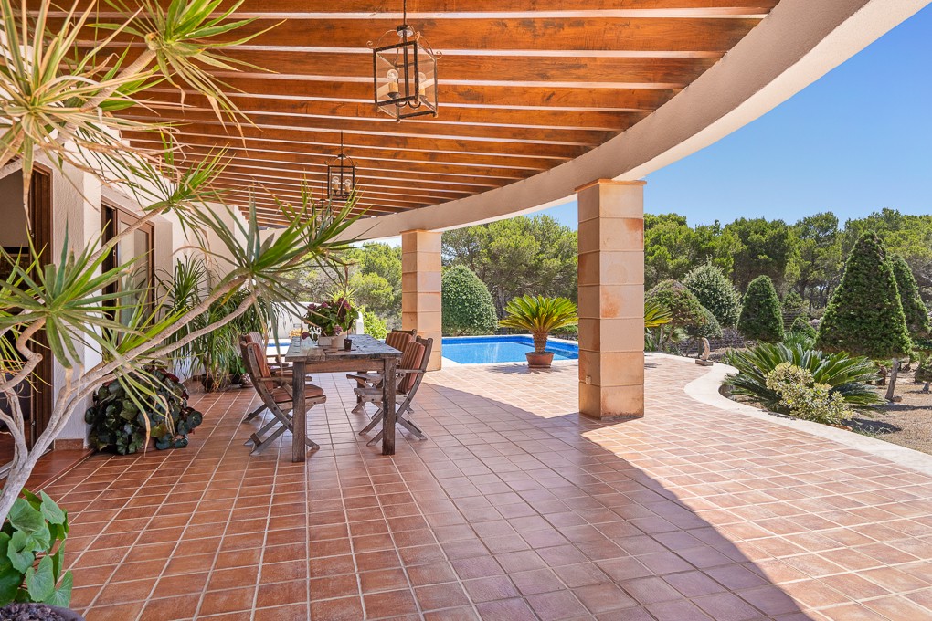 Villa for sale in Menorca West 3