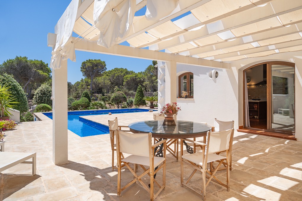 Villa for sale in Menorca West 4