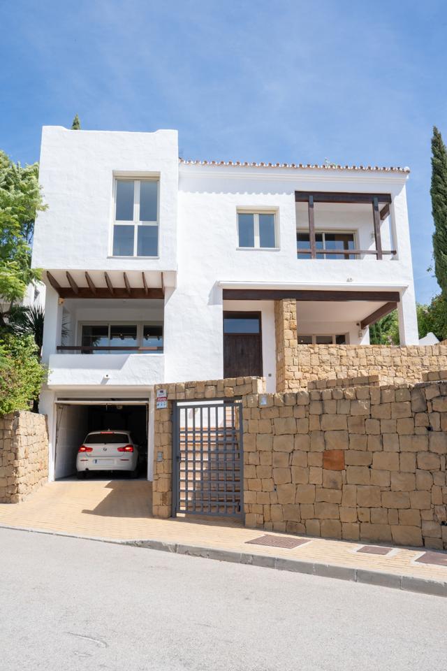 Villa for sale in Benahavís 42