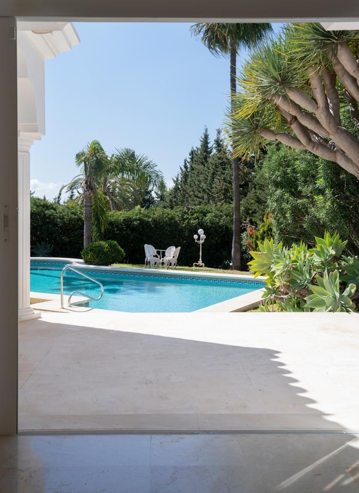 Villa for sale in Estepona 12