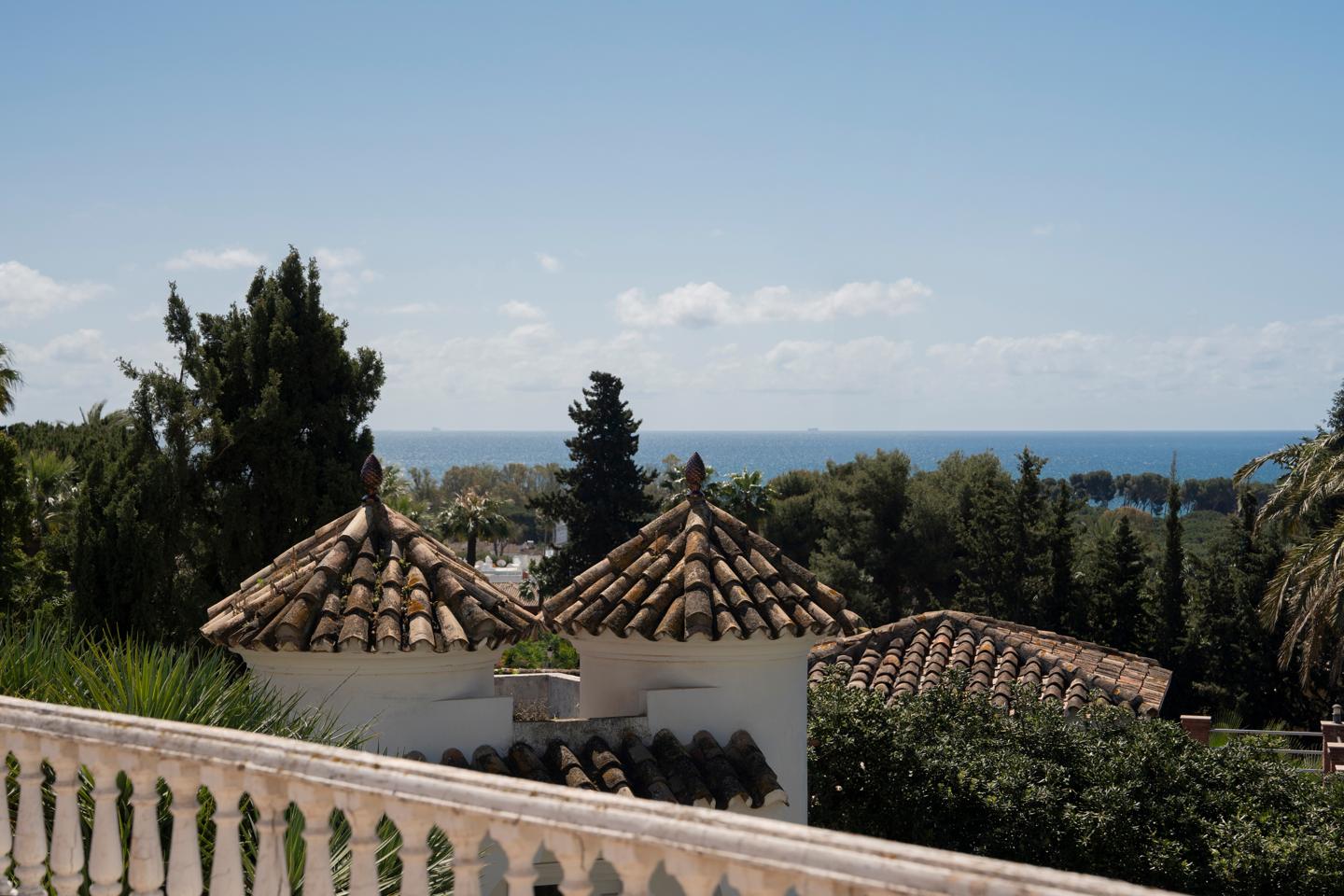 Villa for sale in Estepona 16