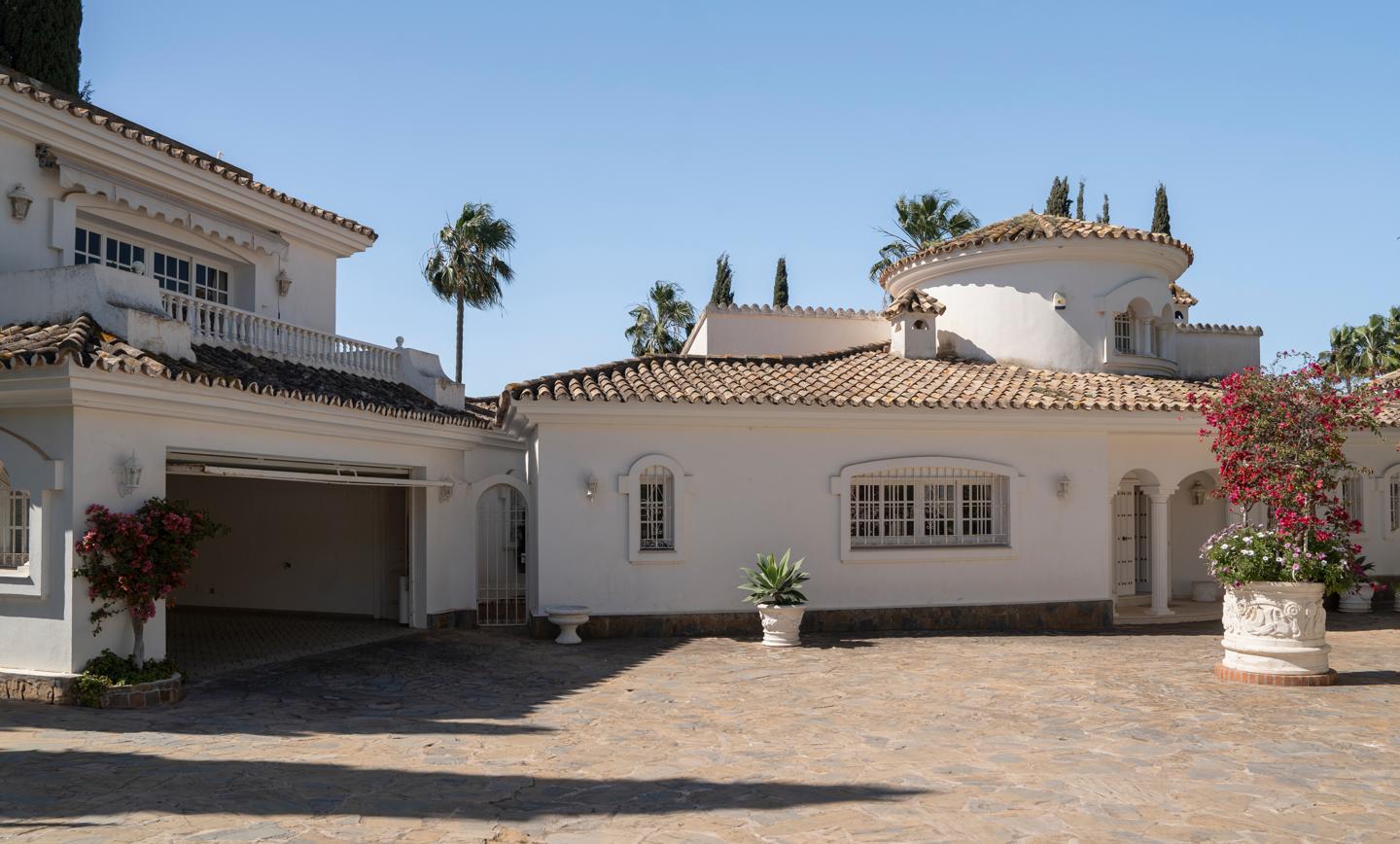 Villa for sale in Estepona 7