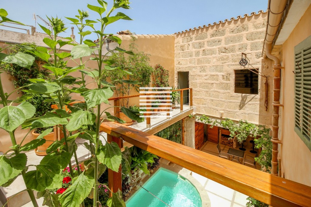 Adosada en venta en Mallorca North 17