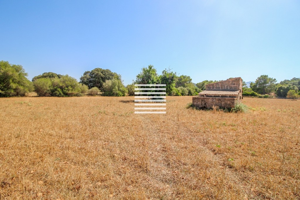 Plot for sale in Mallorca North 4