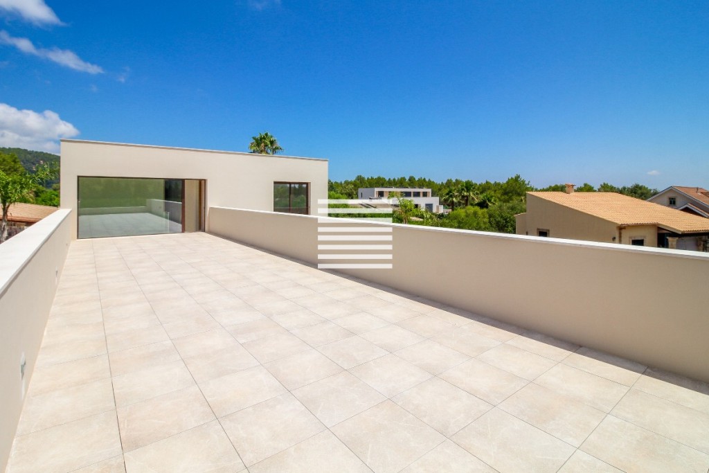 Villa for sale in Mallorca East 18