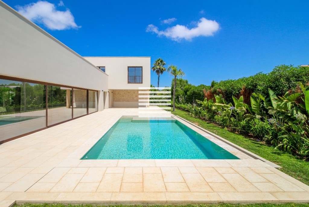 Villa for sale in Mallorca East 4