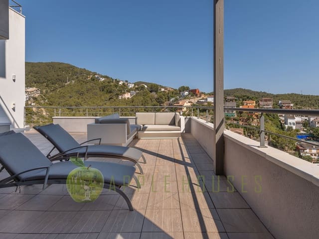 Villa for sale in Sitges and El Garraf 15