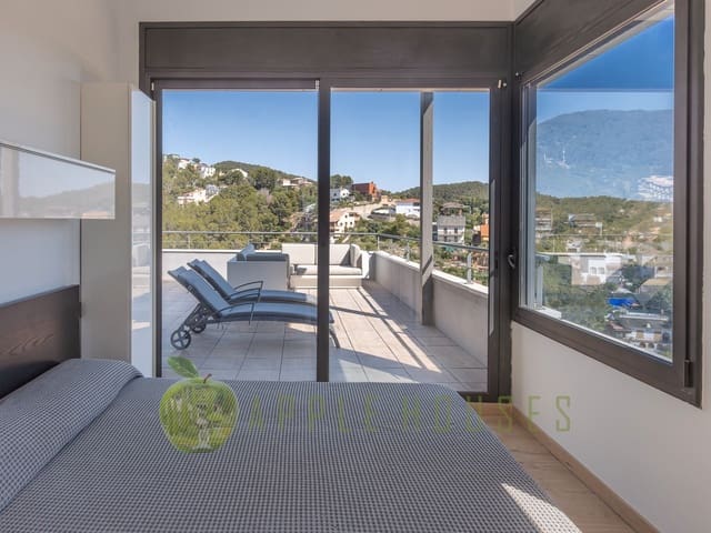 Villa for sale in Sitges and El Garraf 18