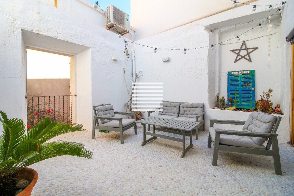 Adosada en venta en Mallorca North 1