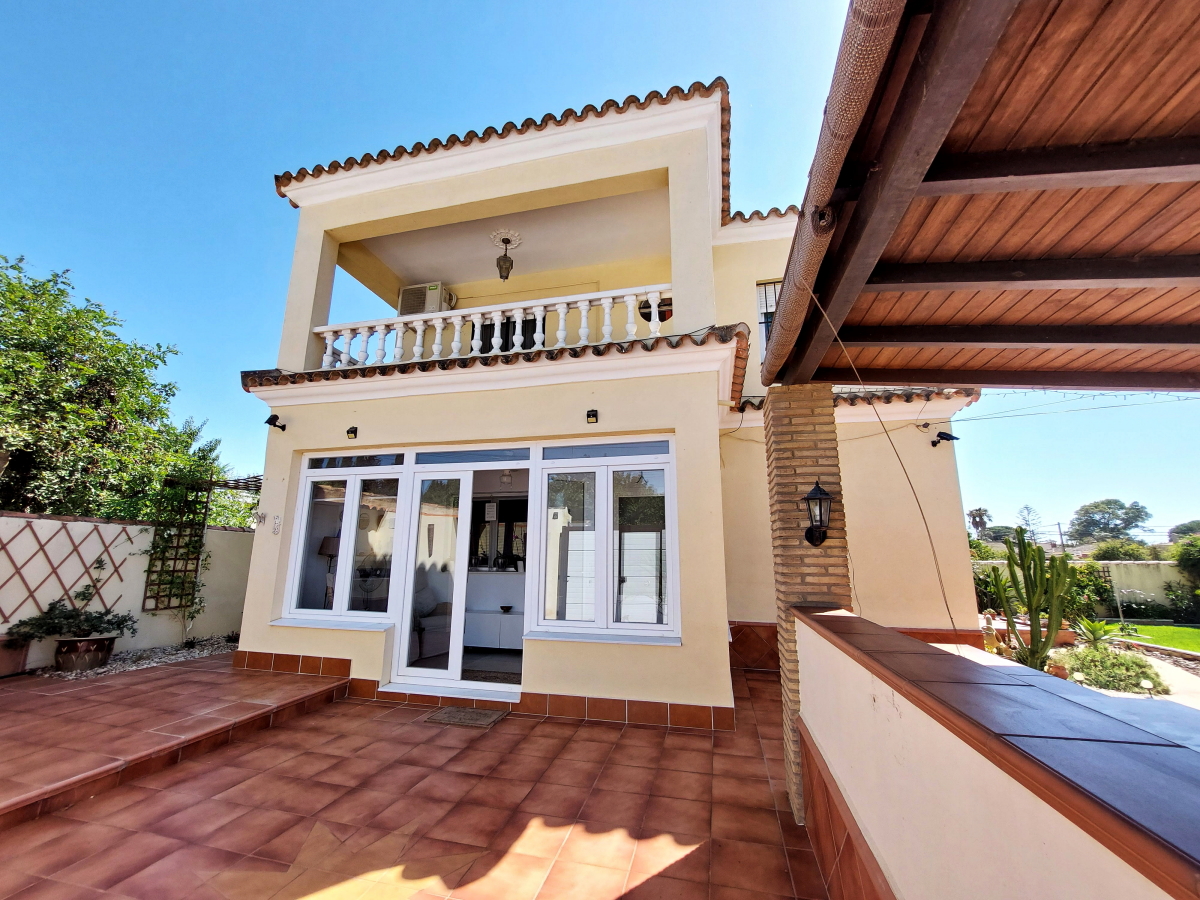 Villa for sale in Chiclana de la Frontera and surroundings 15