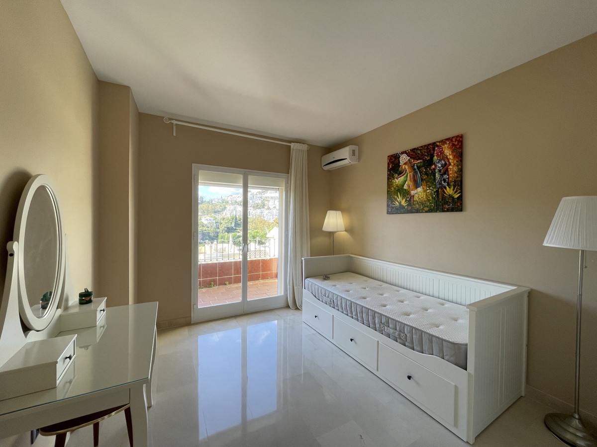 Townhouse for sale in Benahavís 8