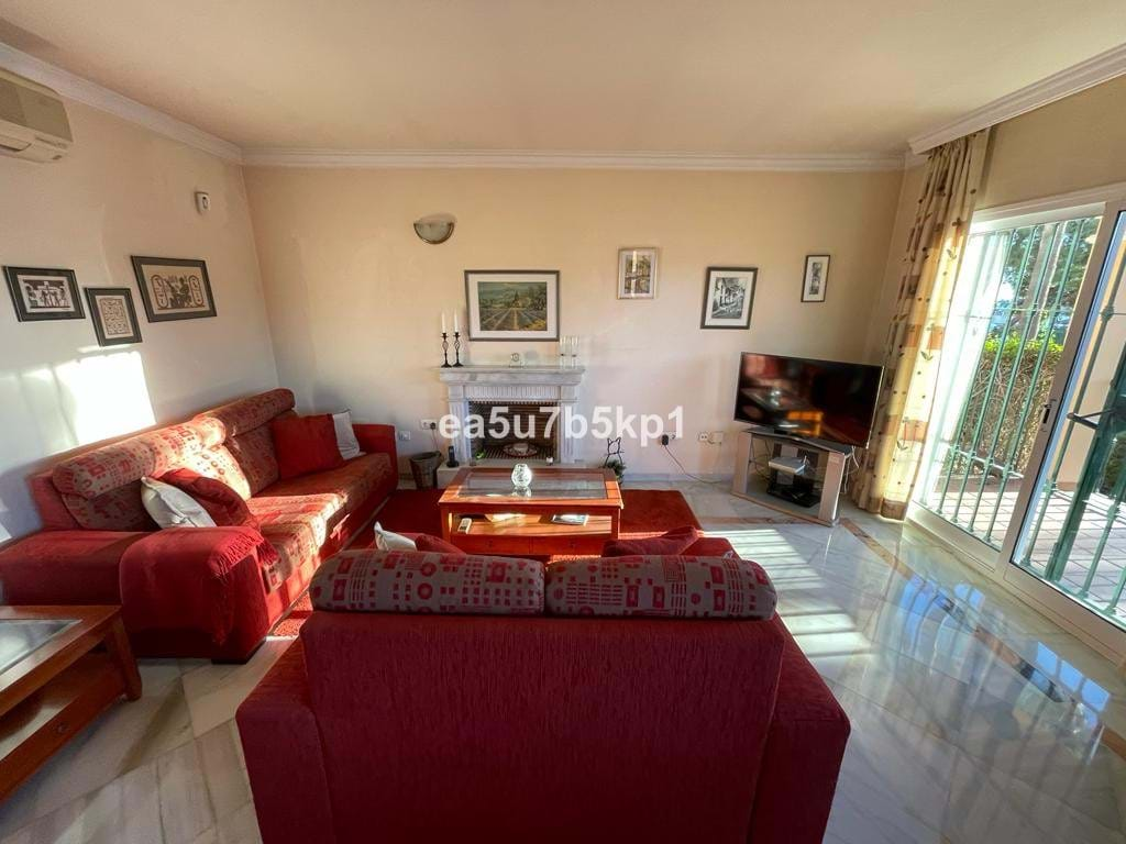 Adosada en venta en Mijas 3