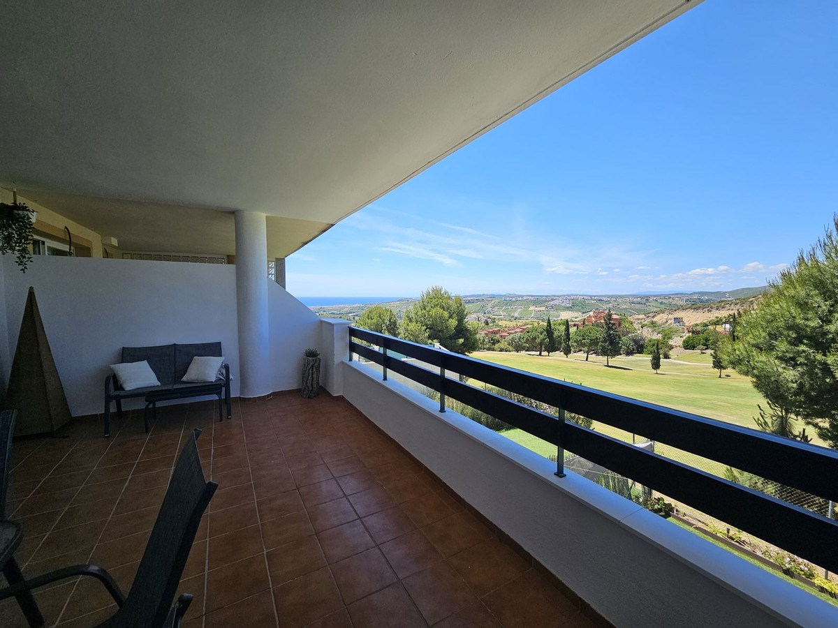 Apartment for sale in Manilva 2