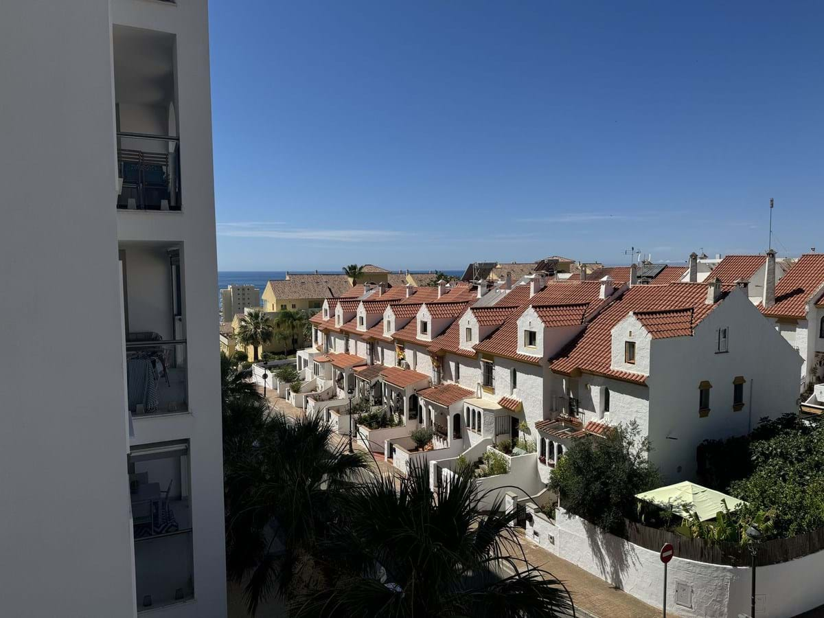 Apartment for sale in Estepona 2