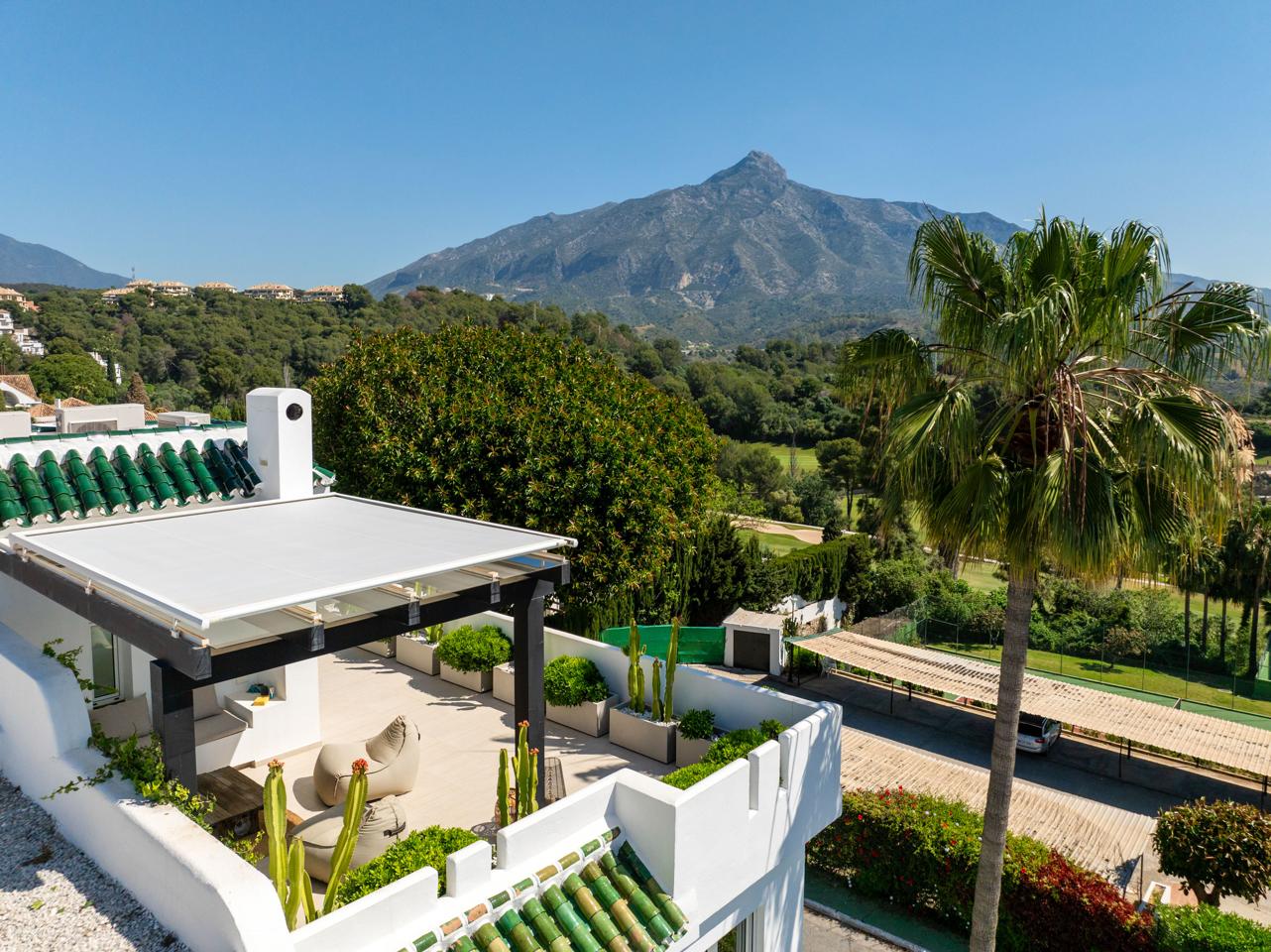 Townhouse for sale in Marbella - Nueva Andalucía 1