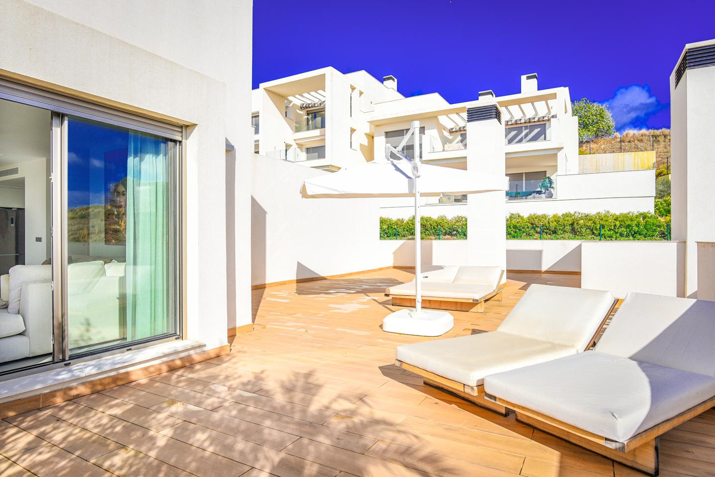 Penthouse te koop in Estepona 16