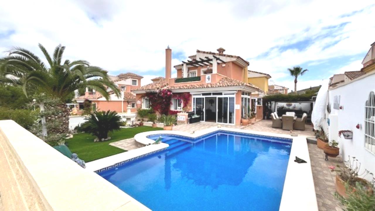 Property Image 622329-hondon-de-las-nieves-villa-3-2