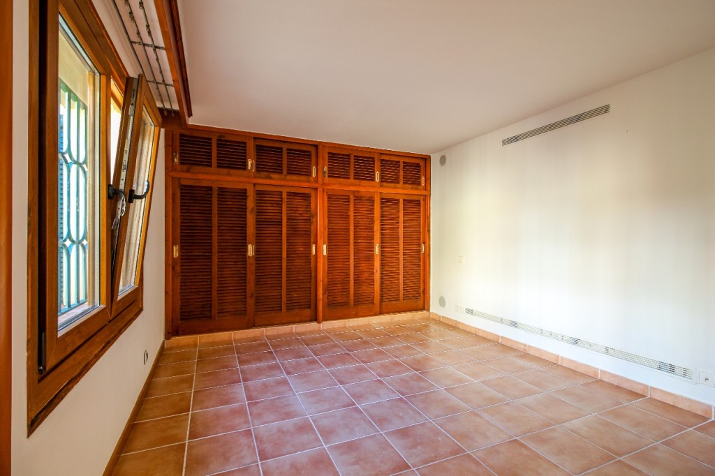 Adosada en venta en Mallorca North 10