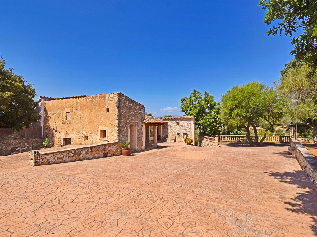 Countryhome for sale in Mallorca East 17