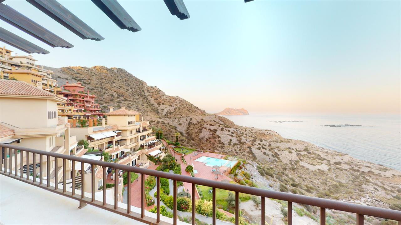 Penthouse for sale in Águilas 1