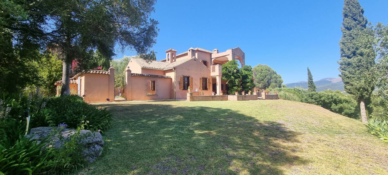 Villa till salu i Málaga 4