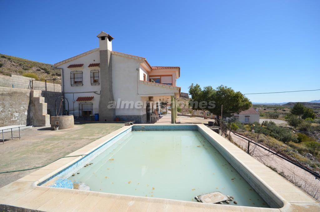 Villa te koop in Almería and surroundings 18