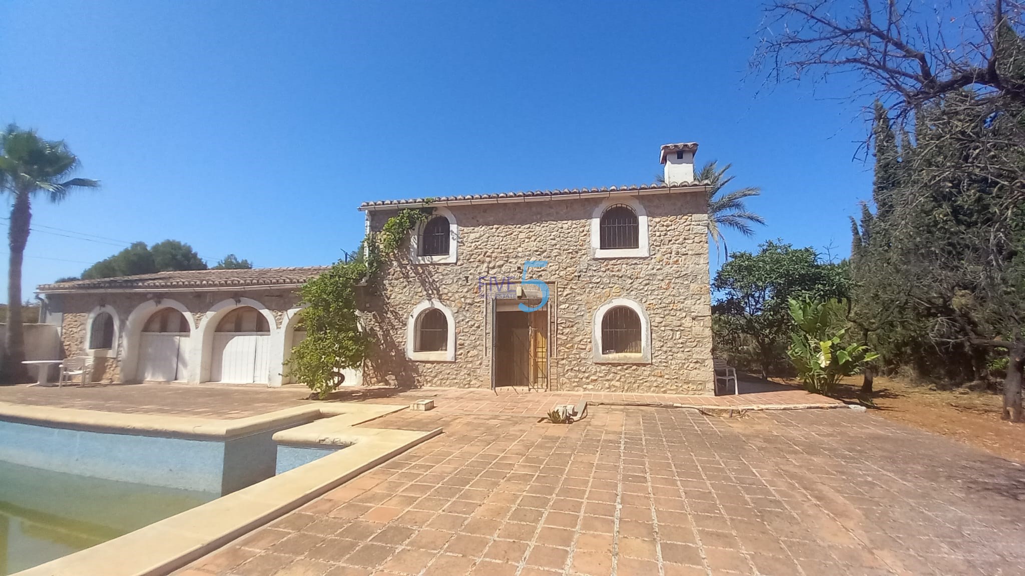 Villa à vendre à Alicante 1