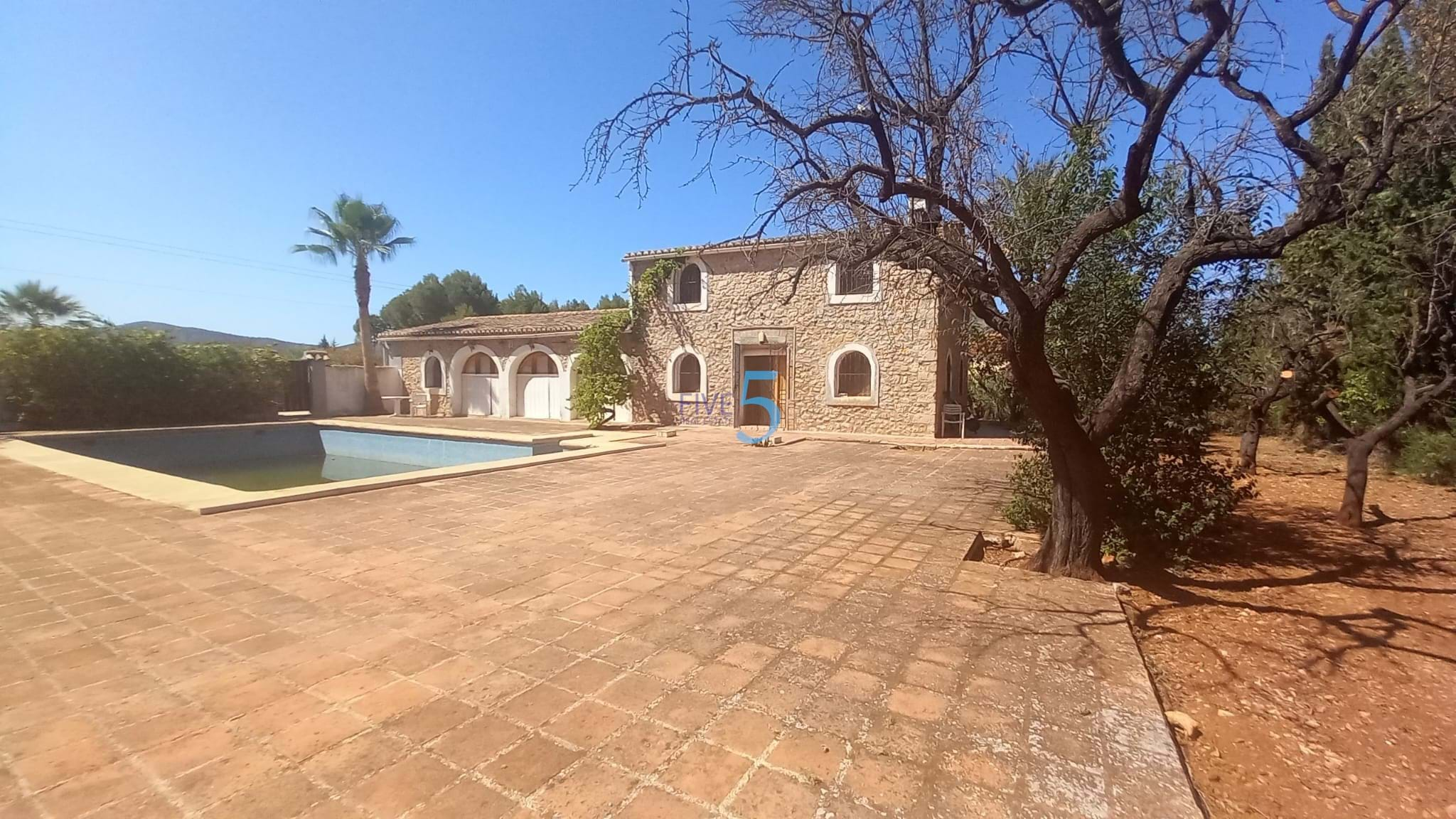 Villa te koop in Alicante 2