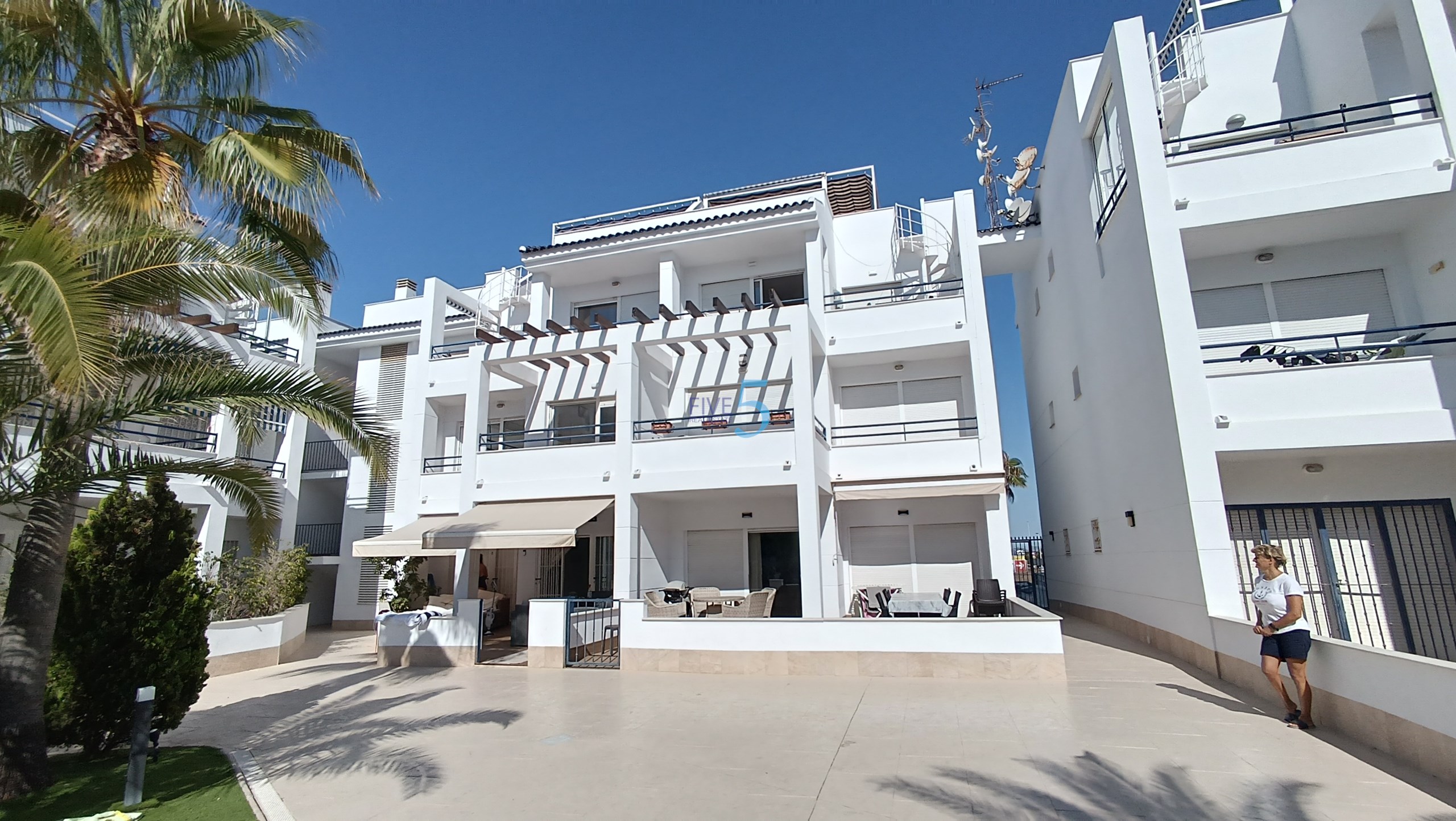 Property Image 622545-torrevieja-apartment-2-2