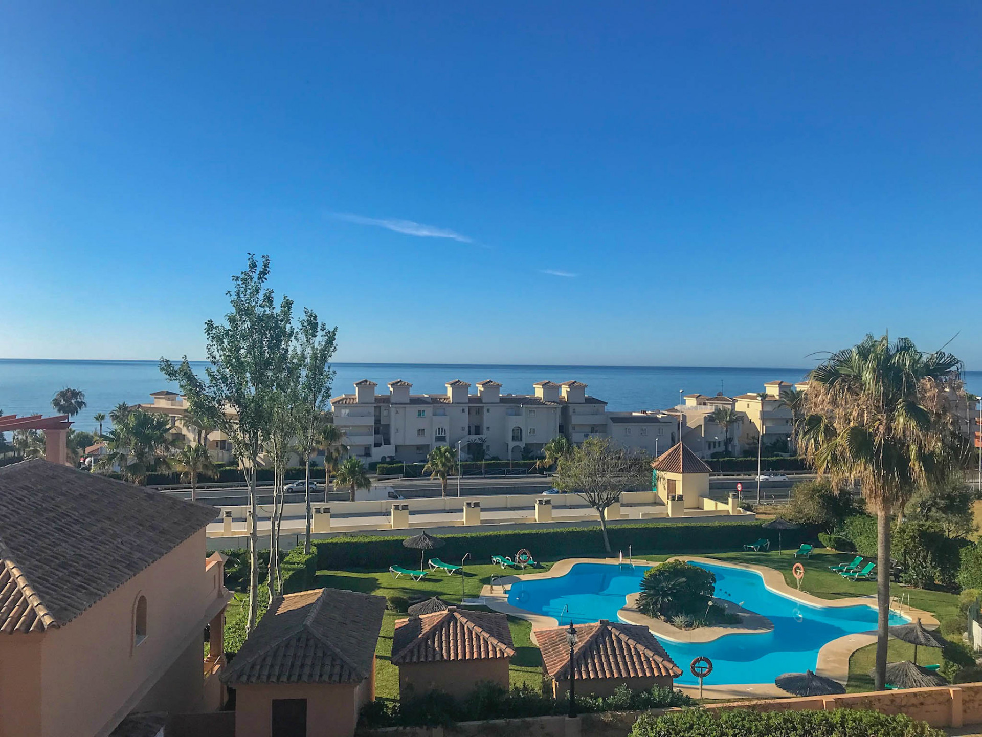 Adosada en venta en Estepona 23