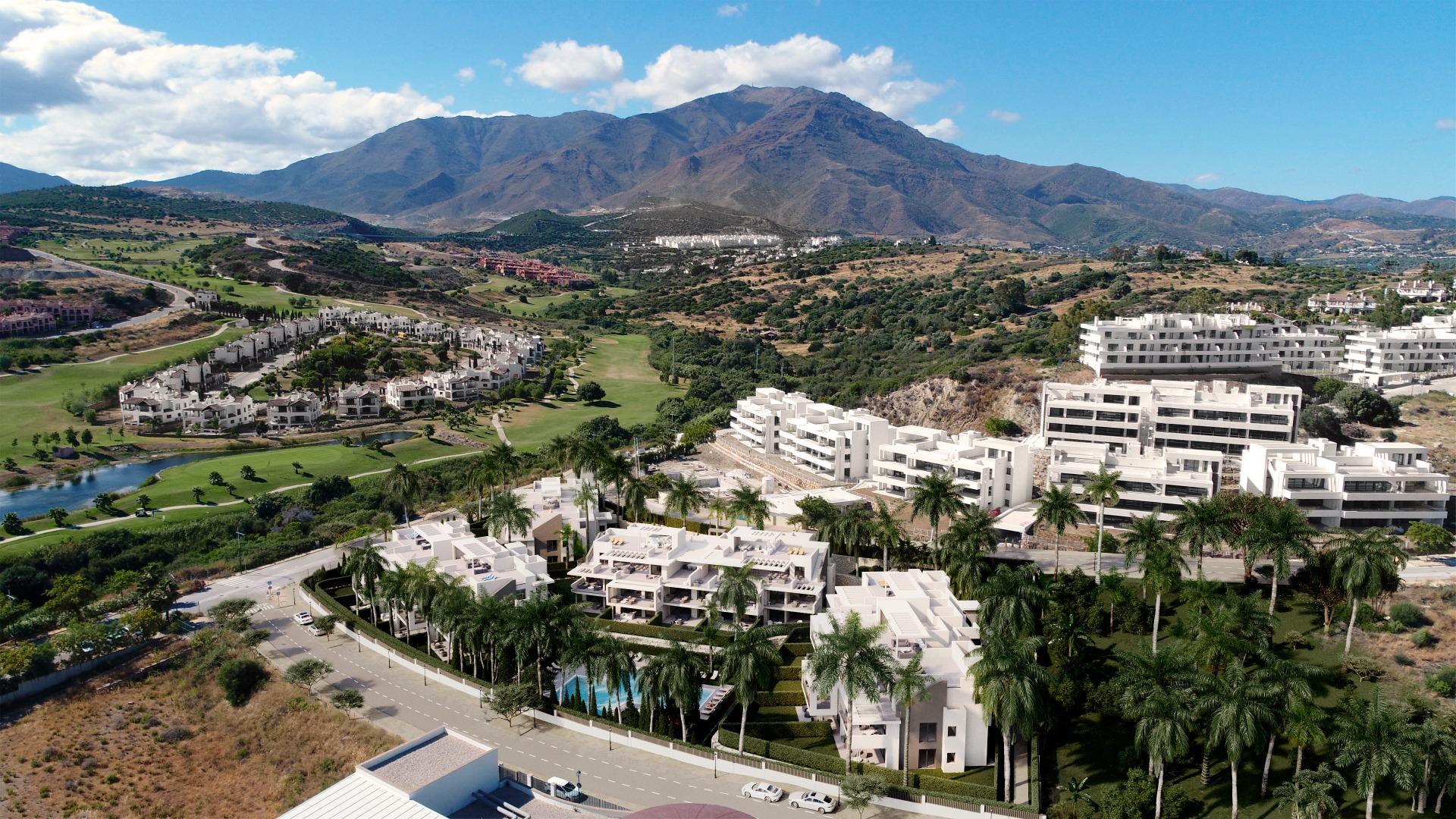 Penthouse for sale in Estepona 14