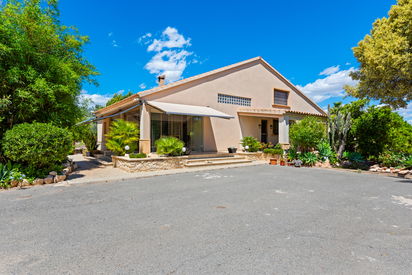 Countryhome for sale in Elche 1