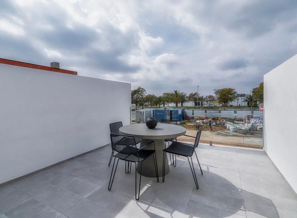 Townhouse te koop in Alicante 3