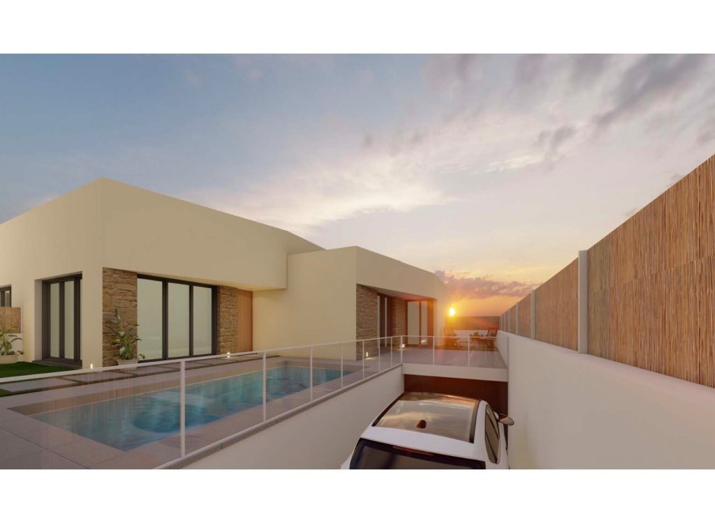 Townhouse for sale in Alicante 2