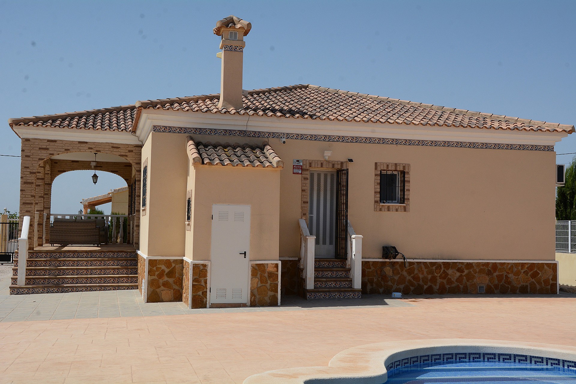 Villa for sale in Alicante 17