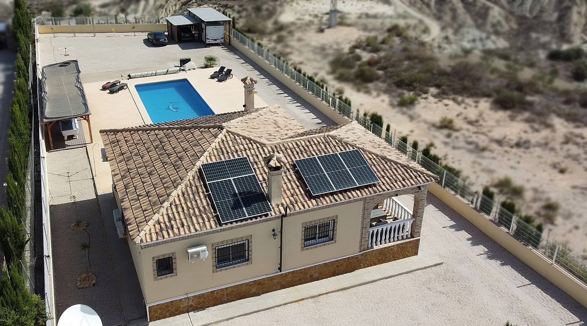 Villa te koop in Alicante 6