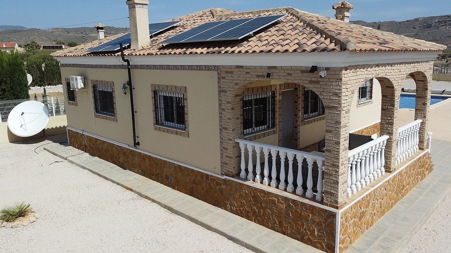 Villa for sale in Alicante 8