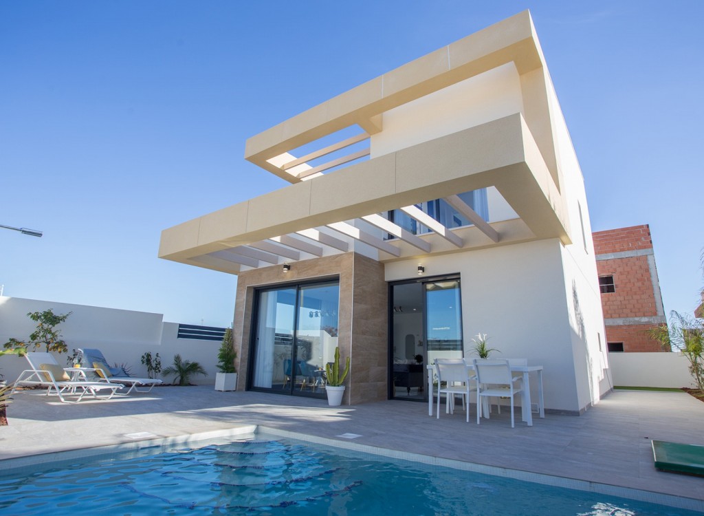 Villa for sale in Alicante 1