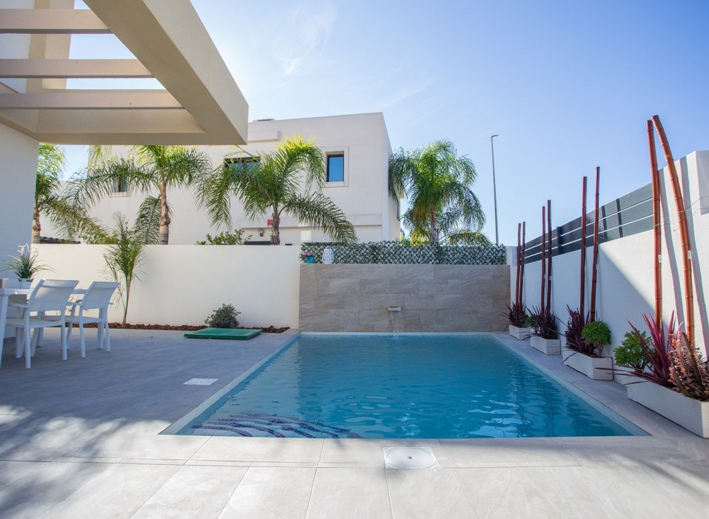 Villa for sale in Alicante 2