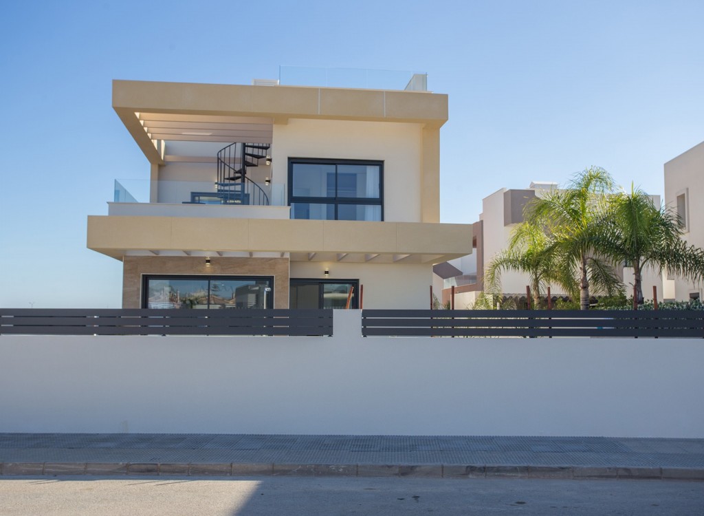 Villa for sale in Alicante 5