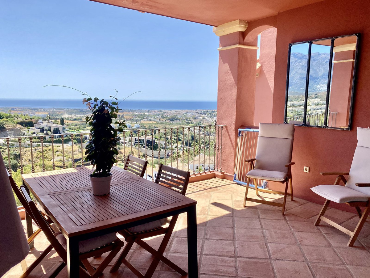 Apartment for sale in Benahavís 1